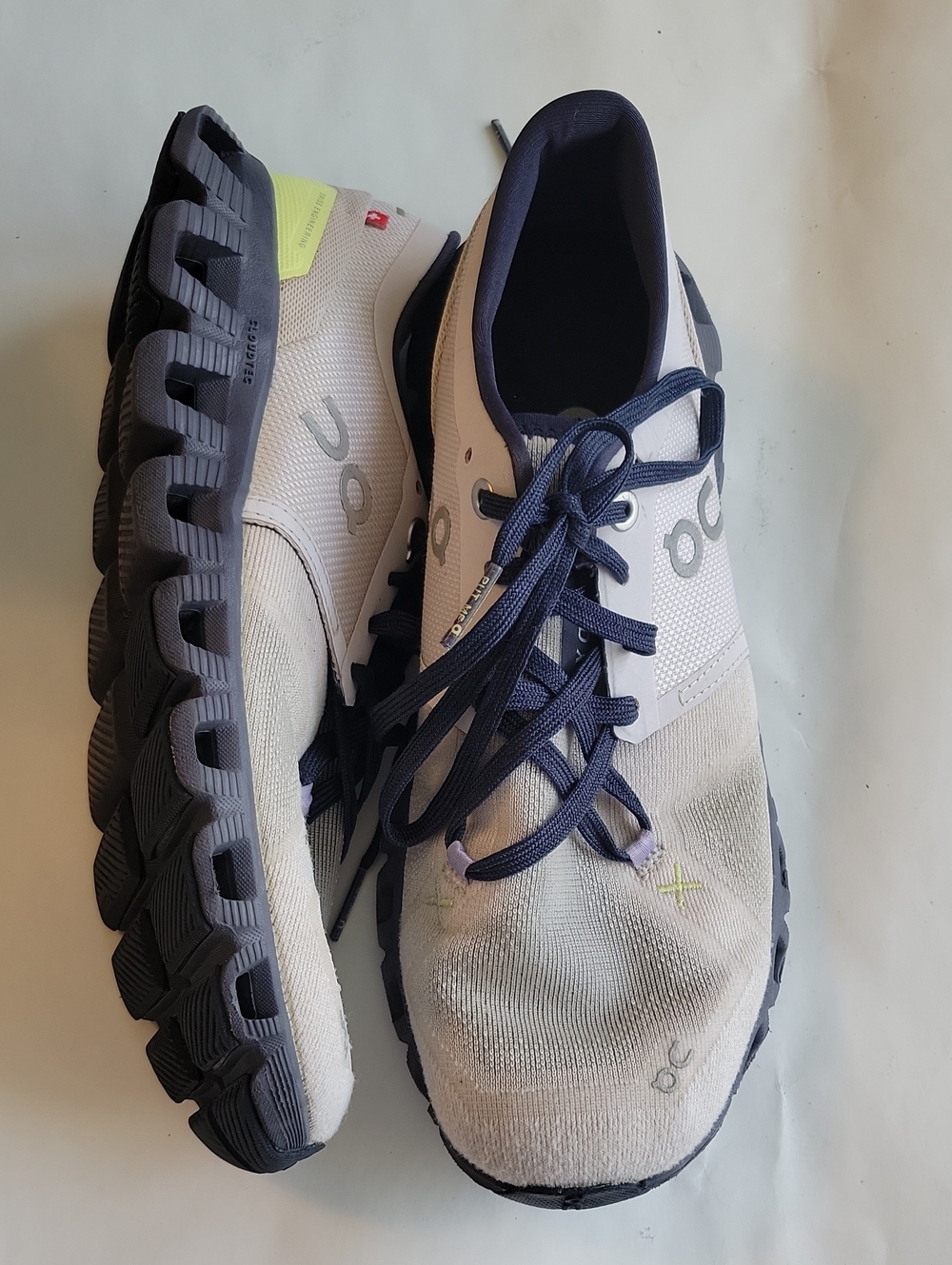 On Cloud x 3 Women's Running Shoes Sneakers size 7.5 - Picture 3 of 8